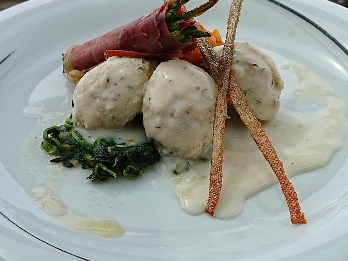 Hotel-Restaurant Le Lion D'Or Porrentruy Dış mekan fotoğraf