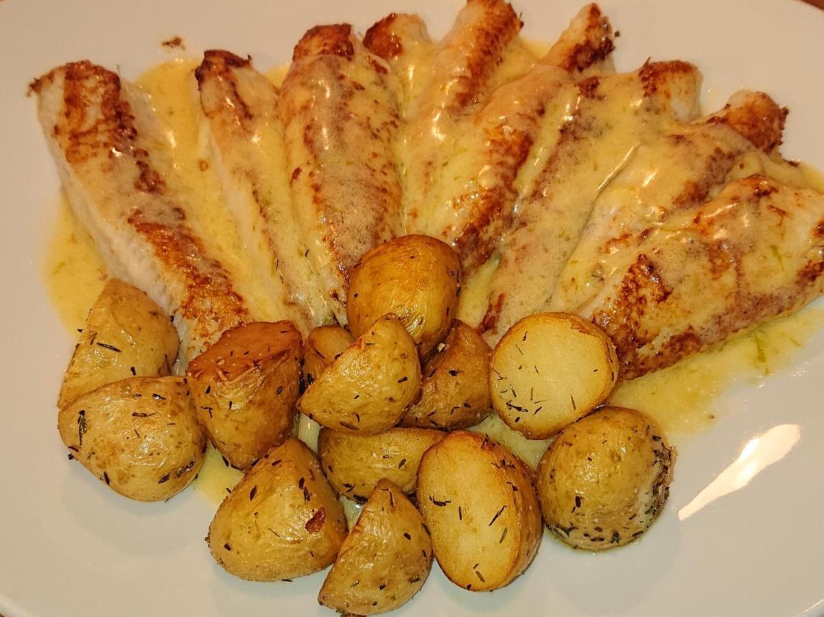 Hotel-Restaurant Le Lion D'Or Porrentruy Dış mekan fotoğraf